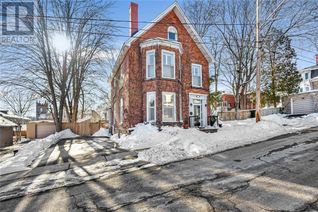 Detached House for Sale, 36 Orchard Street, Brockville, ON