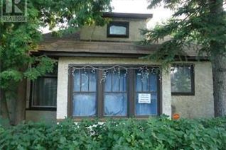 Detached House for Sale, 614 Third Street, Estevan, SK