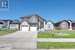 Detached House for Sale, 35 Belleview Drive, Kingsville, ON