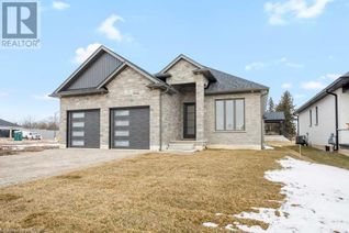Bungalow for Sale, 53 Herb Court, Norwich, ON