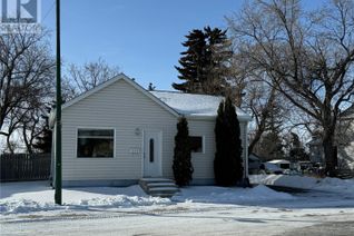 House for Sale, 220 3rd Avenue W, Biggar, SK