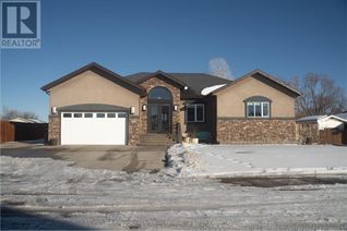 Property for Sale, 23 N 2a Street E, Magrath, AB