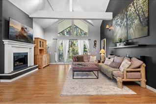 Condo Apartment for Sale, 13918 72nd Avenue #301, Surrey, BC