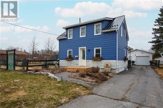 Detached House for Sale, 90 Mcgarry Avenue, Renfrew, ON