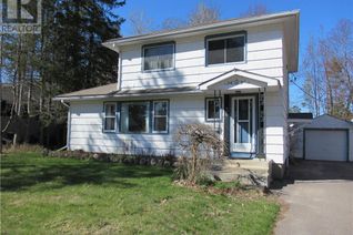 Detached House for Sale, 36 Thomson Crescent, Deep River, ON