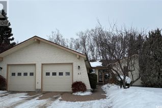 Bungalow for Sale, 42 Sunset Drive S, Yorkton, SK