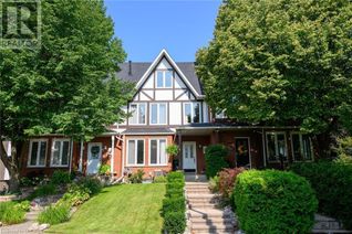 Freehold Townhouse for Sale, 128 Edgewater Drive, Stoney Creek, ON