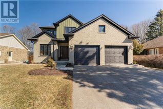 Detached House for Sale, 41 Clear Valley Drive, Tillsonburg, ON