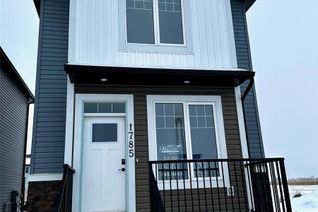Detached House for Sale, 1785 West Market Street, Regina, SK