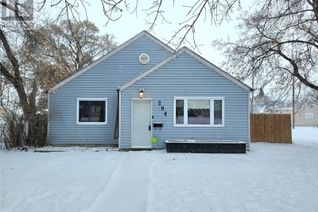 House for Sale, 204 Coteau Street W, Moose Jaw, SK