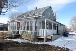 House for Sale, 9 3rd Street E, Willow Bunch, SK