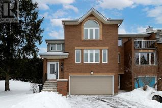 Freehold Townhouse for Sale, 2 Weslock Way #A, Ottawa, ON