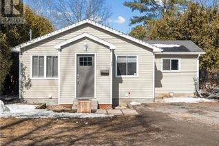 Bungalow for Sale, 77 Cockburn Street, Perth, ON