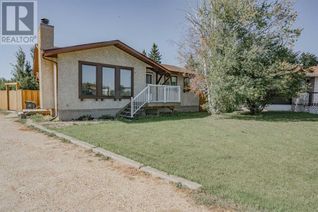 Bungalow for Sale, 5237 54 Avenue, Berwyn, AB