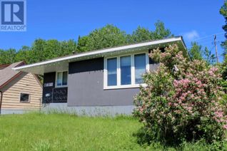 House for Sale, 2 Essa Pl, Manitouwadge, ON