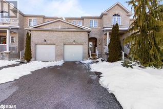 Freehold Townhouse for Sale, 33 Arch Brown Court, Barrie, ON