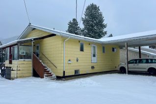 Detached House for Sale, 2505 5th Ave, Castlegar, BC