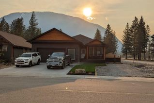 House for Sale, 2081 Golden Eagle Drive, Sparwood, BC
