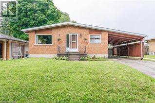 Bungalow for Sale, 72 Massey Avenue, Kitchener, ON