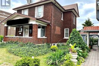 Detached House for Sale, 95 Giles Boulevard East, Windsor, ON