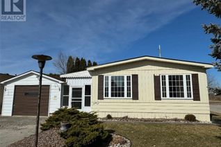 Bungalow for Sale, 39 Miller Street, Strathroy, ON