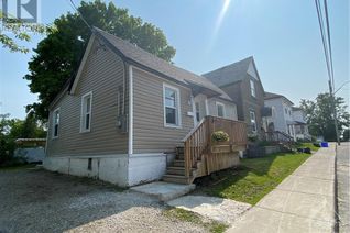 Detached House for Sale, 15 Davidson Street, Smiths Falls, ON