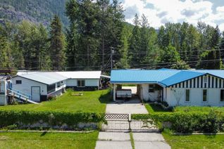 Property for Sale, 515 Baker Avenue, Salmo, BC