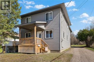 House for Sale, 107 Mutual Avenue, Renfrew, ON