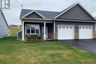 Semi-Detached House for Sale, 51 Thistle Street, Falmouth, NS