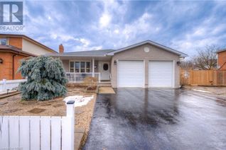Detached House for Sale, 615 Sandringham Drive, Waterloo, ON