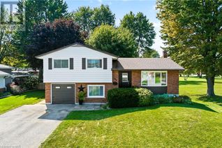 Detached House for Sale, 162 Kneider Avenue, Dunnville, ON