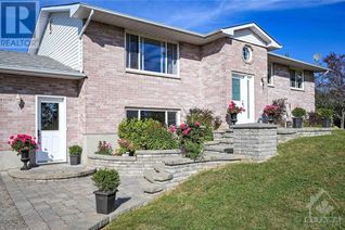 Raised Ranch-Style House for Sale, 814 Code Road, Smiths Falls, ON