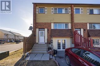 Condo Townhouse for Sale, 44 Meadow Lane Unit# 44, Napanee, ON
