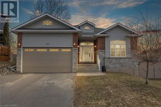 Bungalow for Sale, 102 Manor Road, Bath, ON