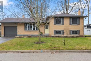 Detached House for Sale, 200 Willard Court, St. Marys, ON