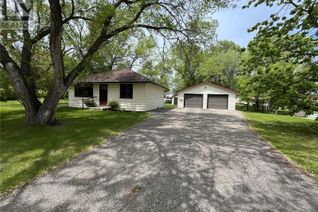 Detached House for Sale, 1020 Moose Street, Moosomin, SK