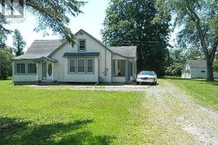 Detached House for Sale, 825 Garrison Road, Fort Erie, ON