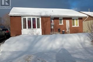 House for Sale, 40 Hutchison Ave, Elliot Lake, ON
