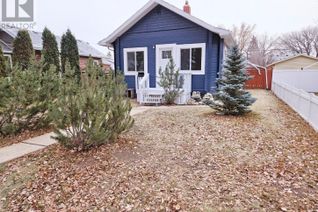 Detached House for Sale, 208 Elm Street, Saskatoon, SK