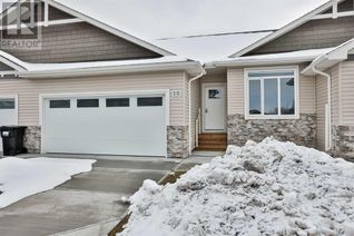 Townhouse for Sale, 10 Riverford Close W #3, Lethbridge, AB