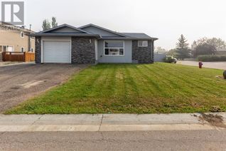 Detached House for Sale, 117 Clenell Crescent, Fort McMurray, AB