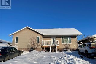 Bungalow for Sale, 810 Centre Street, Meadow Lake, SK