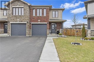 Semi-Detached House for Sale, 1421 Monarch Drive, Kingston, ON