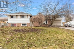 Property for Sale, 83 Lorne Avenue, Hensall, ON