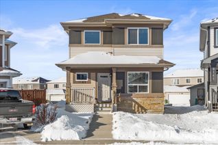 Detached House for Sale, 9143 Cooper Cr Sw Sw, Edmonton, AB