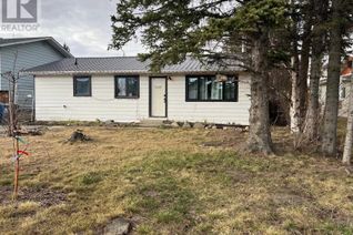 Detached House for Sale, 8120 96 Avenue, Fort St. John, BC