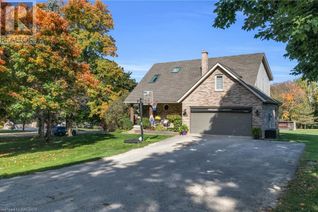 Detached House for Sale, 978 Bentley Street, Mount Forest, ON
