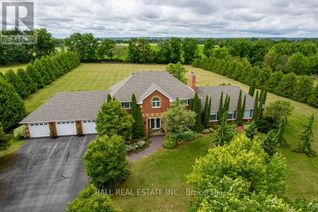 Detached House for Sale, 1745 Myers Crescent, Smith-Ennismore-Lakefield, ON