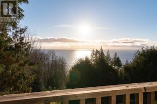 Detached House for Sale, 7949 Redrooffs Road, Halfmoon Bay, BC