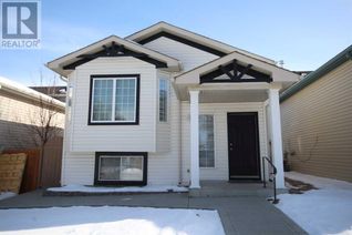 Detached House for Sale, 38 Martinbrook Link Ne, Calgary, AB
